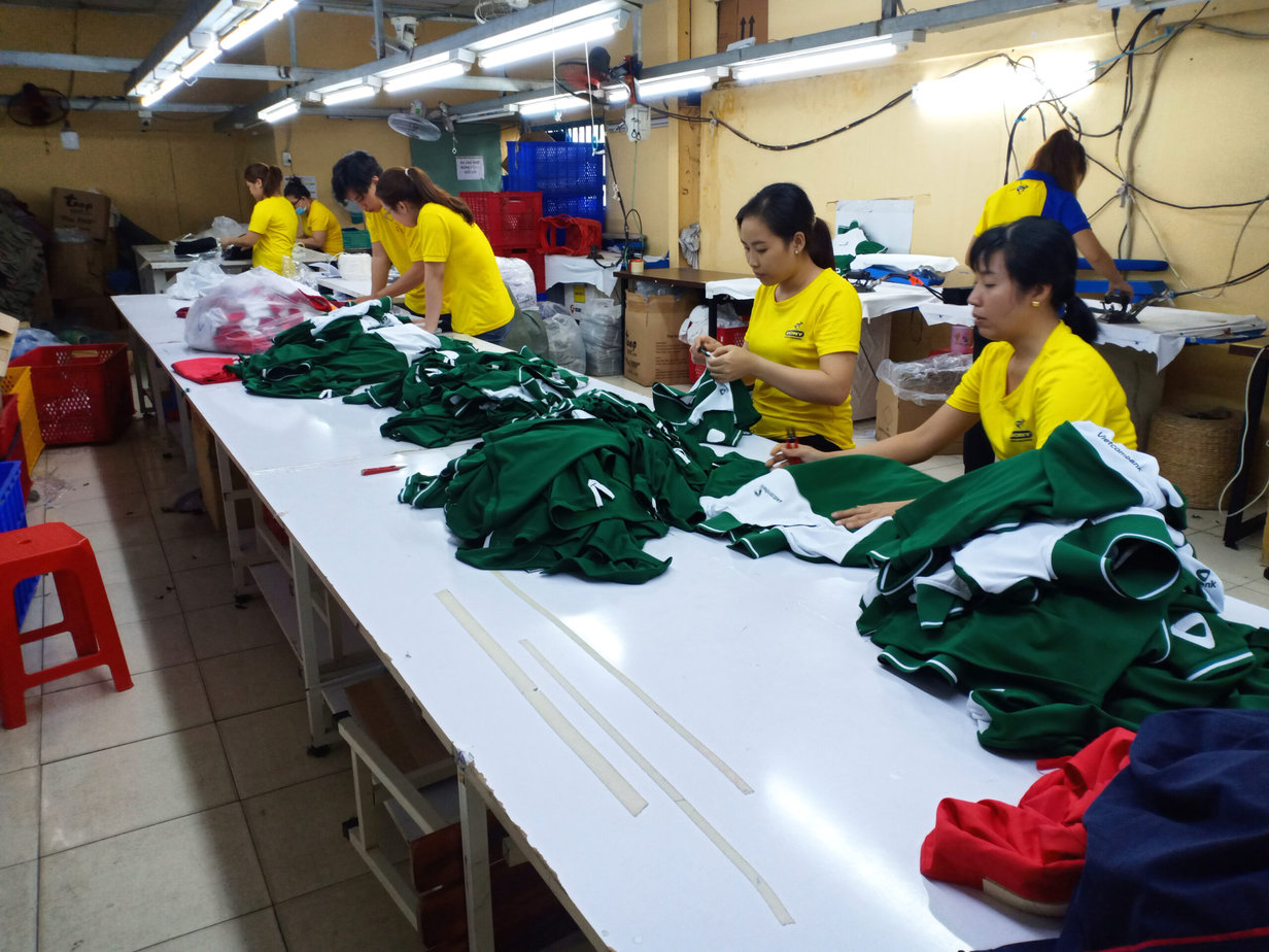 - Completing High Quality Uniform T-Shirt Orders For Vietcombank Customers