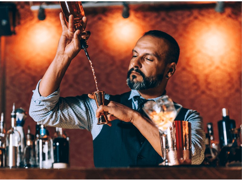 Bartender outfits are increasingly sporting more relaxed appearances.