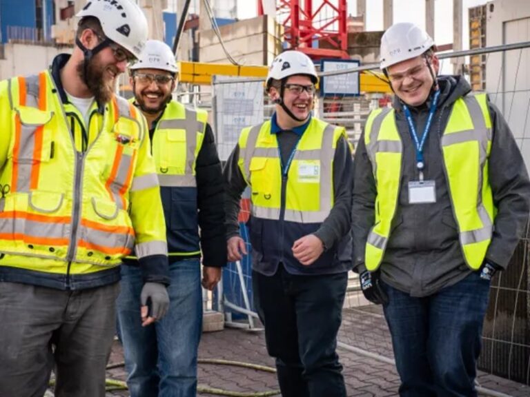 Top 9 Design Best Trends Construction Uniforms Styles 2023