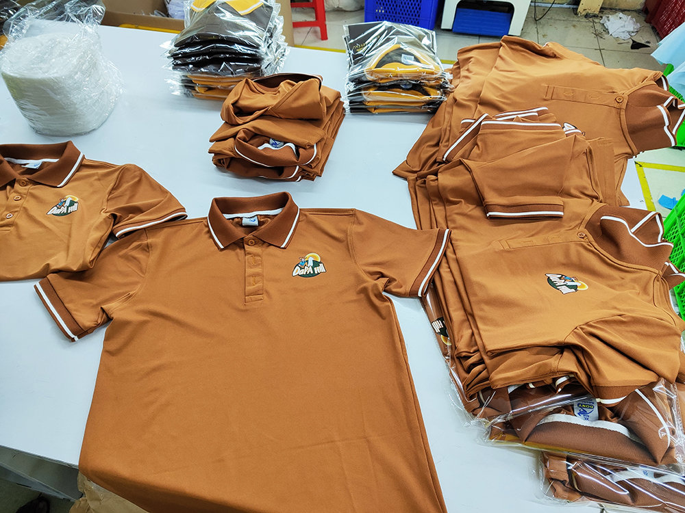 - Manufacturing Uniform Shirts For Tourist Area DaPa Hill In Da Lat City