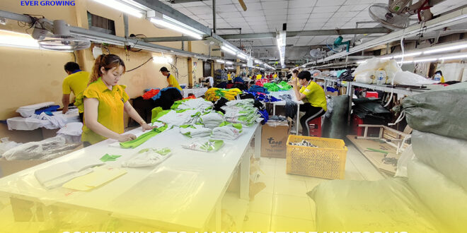 - Continuing To Manufacture Uniforms For The 20th Anniversary Of The Establishment & Development Of Tan Phu District