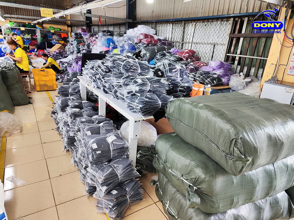 - Accessing Russian Market With The Huge Order 45,000 Polo Shirts Before The New Year