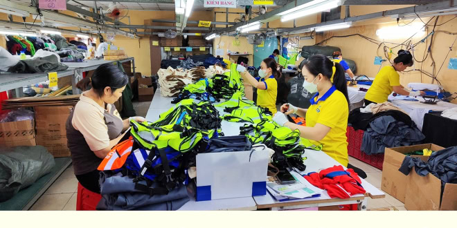 - Manufacturing Reflective Safety Vest For The Subsidiary Of Samsung Group