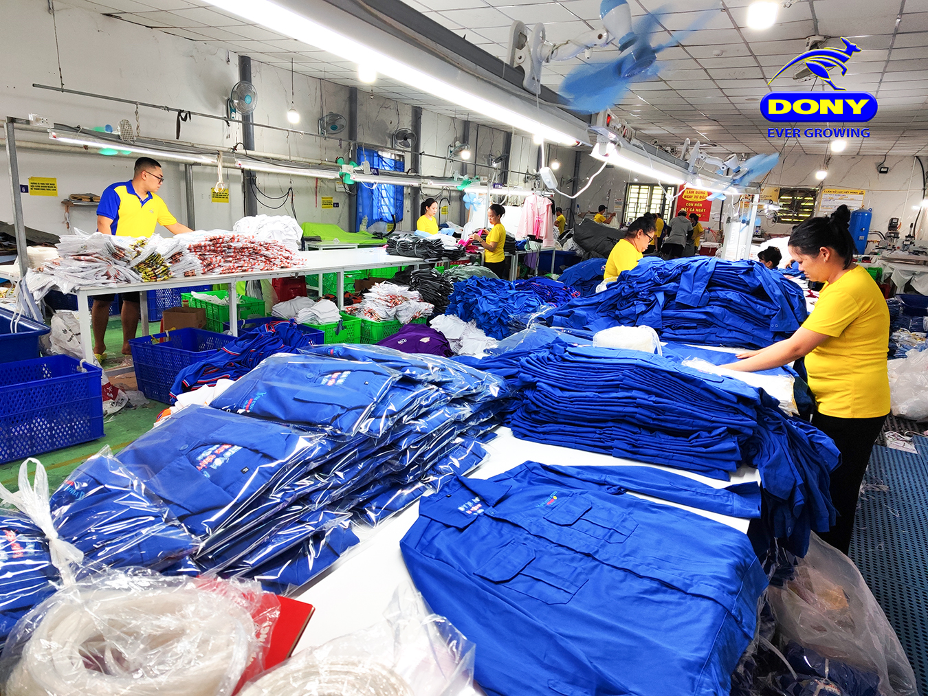 - NOT JUST T-SHIRTS — DONY DELIVERS TOP-QUALITY PROTECTIVE WORKWEAR AS ALWAYS! - NOT JUST T-SHIRTS — DONY DELIVERS TOP-QUALITY PROTECTIVE WORKWEAR AS ALWAYS!